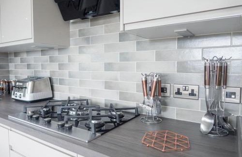 Carlton-in-Cleveland House | Henry Bolckow Lodge - Ukc4059