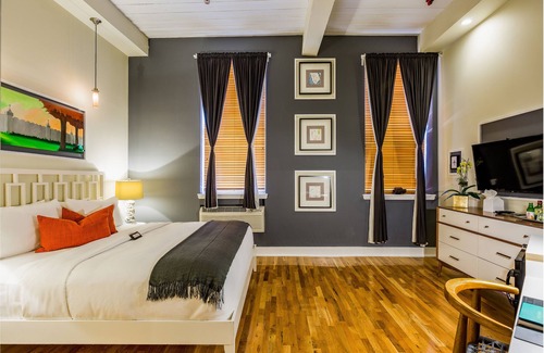 Greenpoint Hotel | Henry Norman Hotel