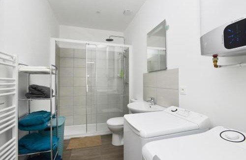 Saint-Quentin Apartment | Heptagone