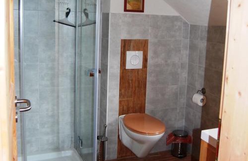 Behlitz House | Herberge Agape