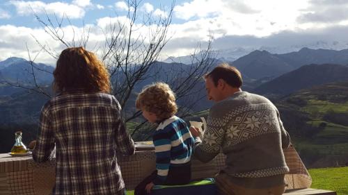 Llenin House | Heredad de la Cueste