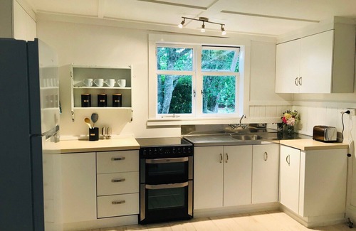 Katikati Cottage | Heritage Character Cottage