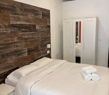 Los Tilos Apartment | HERMOSO PISO a 3 min de la ESTACION DE BUS Y TREN AVE