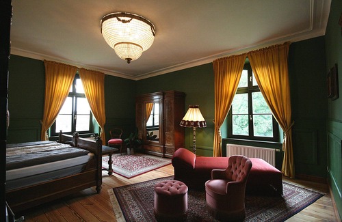 Behren-Luebchin Other | Herrenhaus Viecheln Anno1869 Wohnung Wilhelm