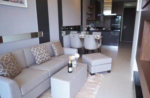 Kram Apartment | Hi Sea E272 At Escape Condominium Mae Pim Beach