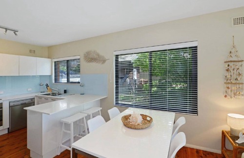 Avoca Beach Apartment | Hi Surf 1 - Top Location