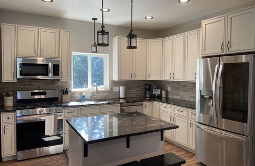 Anchor Point House | Hibernation Station - Two Bedroom Cabin