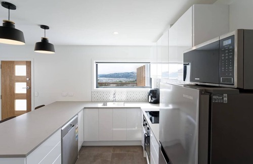 Calversham Apartment | Hidden Gem in Calton Hill