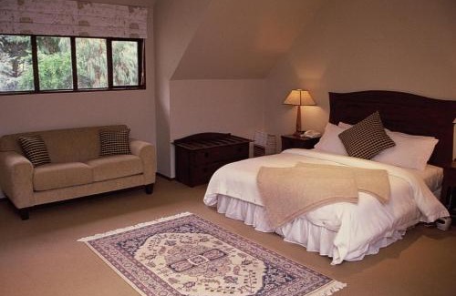 Sunshine Bay Cabin | Hidden Lodge Queenstown