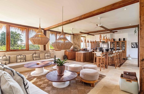 Umalas Villa | Hidden Paradise w/Rice Fields View 12min to Beach