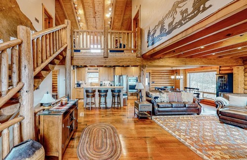 Warm Springs House | High Country Hideaway