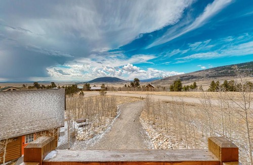 Warm Springs House | High Country Hideaway