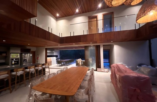 Acu da Torre House | High-end mansion in a beachfront condominium