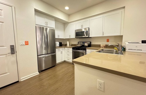 Airport Area Apartment | high end studio apartment with pool, fitness room. 1.5 miles to UCI and Airport.