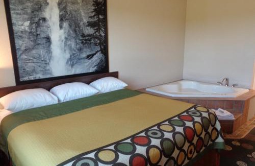 Peace River Hotel | High Point Inn & Suites Peace River