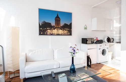 Mannheim City Centre House | High-Quality studio in Prime Location!