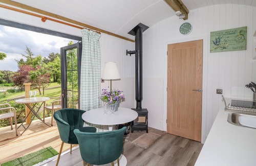 Hayton Cottage | High Rigg Shepherd's Sunrise