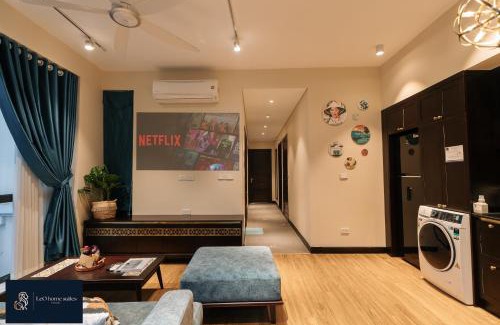 Van Mieu Apartment | High-ser Apt w Greenview, Projector and 2BR incenter - So warmly and spacious
