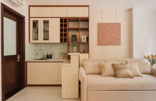 French Quarter House | HighEnd Townhome 3MasterBR~ 2min walk to Hoan Kiem Lake/StreetView