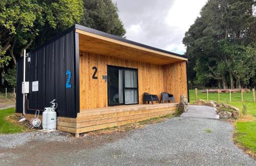 Maungatapere Ski Chalet | Highlander Farmstay - Cabins