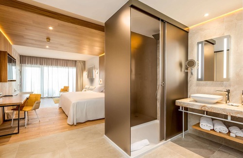 Fuengirola Resort | Higueron Hotel Malaga, Curio Collection by Hilton