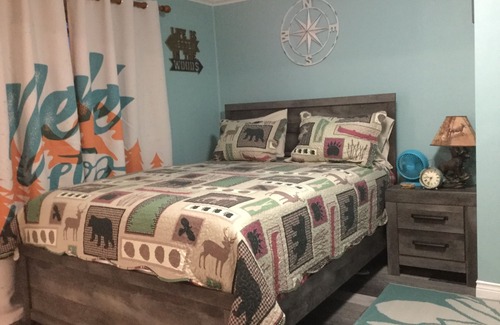 Pleasant Bay House | Hikers Suite Private Hot Tub Cabot Trail, Pleasant Bay ,N.S.