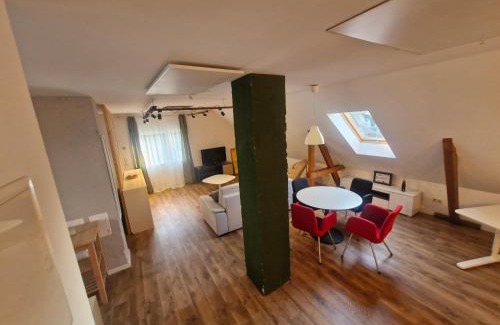 Fischamend Apartment | Hill Apartment Fischamend