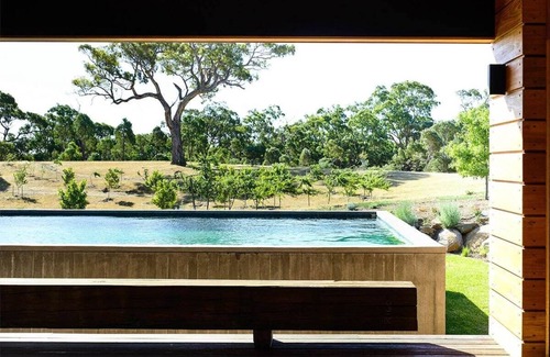 Metcalfe Cottage | HILLPLAINS COTTAGE - 100% OFF-GRID LUXURY