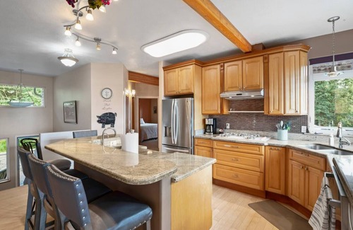 Rabbit Creek House | Hillside Haven