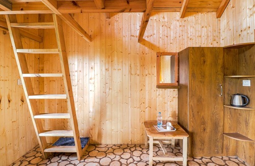 Pangot Villa | Hillside Hideaway 2 Cottage