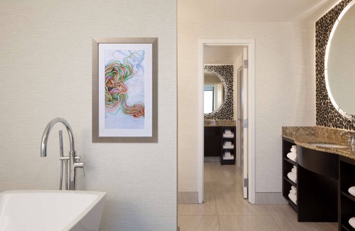 Waller Creek District Hotel | Hilton Garden Inn Austin Downtown