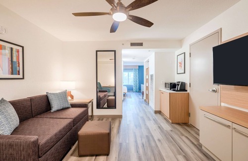 Dania Beach Hotel | Hilton Garden Inn Fort Lauderdale Airport-Cruise Port