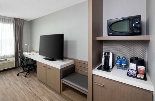 Enfield Hotel | Hilton Garden Inn Halifax Airport