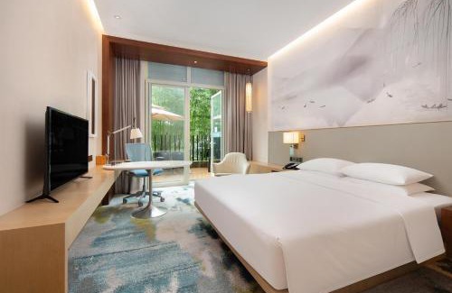 Yuhang District Hotel | Hilton Garden Inn Hangzhou Lu'Niao