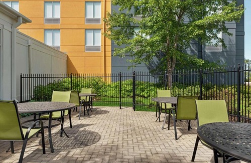 Cambridge Hotel | Hilton Garden Inn Kitchener/Cambridge