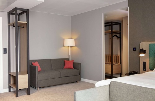 Rungis Hotel | Hilton Garden Inn Paris Orly Airport