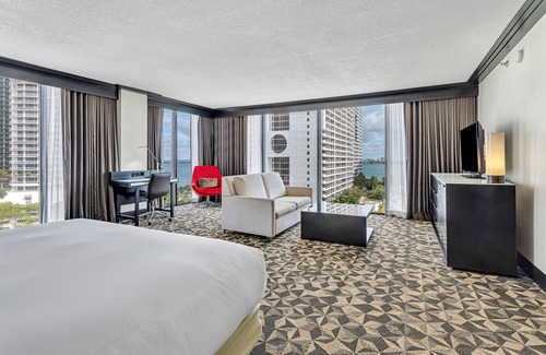 Downtown Miami Hotel | Hilton Miami Downtown