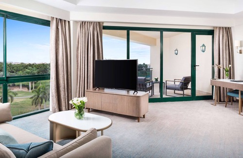 Dream Land Resort | Hilton Pyramids Golf