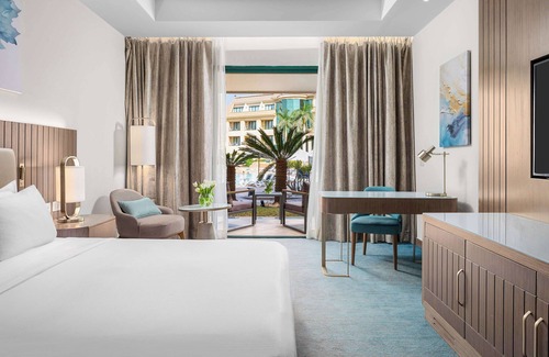 Dream Land Resort | Hilton Pyramids Golf