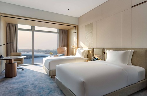 Shajing Hotel | Hilton Shenzhen World Exhibition & Convention Center