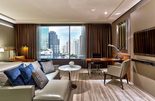Bangkok Central Business District Hotel | Hilton Sukhumvit Bangkok