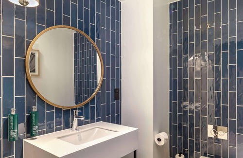 Woking Hotel | Hilton Woking