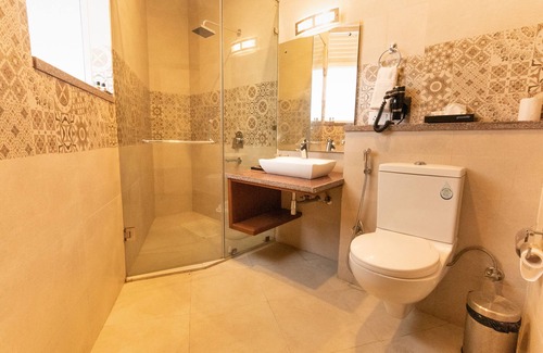 Kempty Range Hotel | Himalayan Splendour Resort