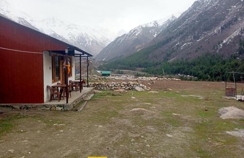 Chitkul Hostel | Himalayan tribe Hostel Life