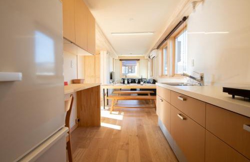 Kabayama Apartment | Himawari