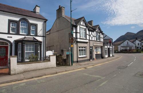 Gallt Y Foel House | Hirfron