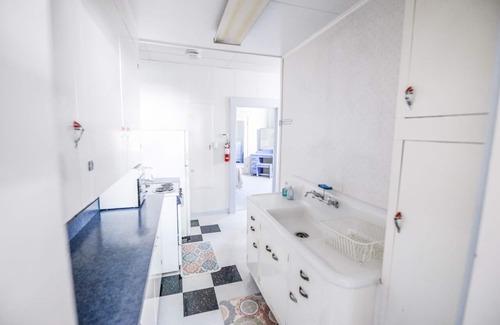 Seward Apartment | Historic 1 Bedroom Apartment Downtown Near Shopping Restaurants & SeaLife Center