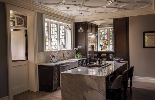 Downtown Tulsa House | Historic 7-bedroom Mansion on the Arkansas River