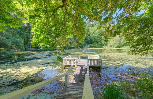 Kent House | Historic Auburn House on 37 Acres with Private Lake!