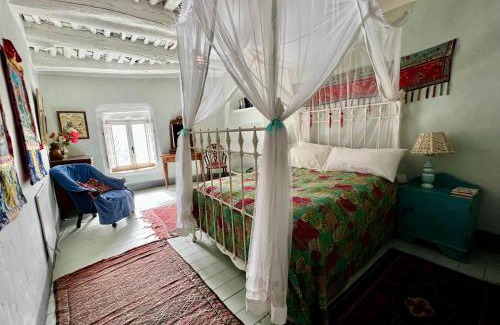 Atalbeitar Villa | Historic Casa Almelara with Heated Pool and Steam Room